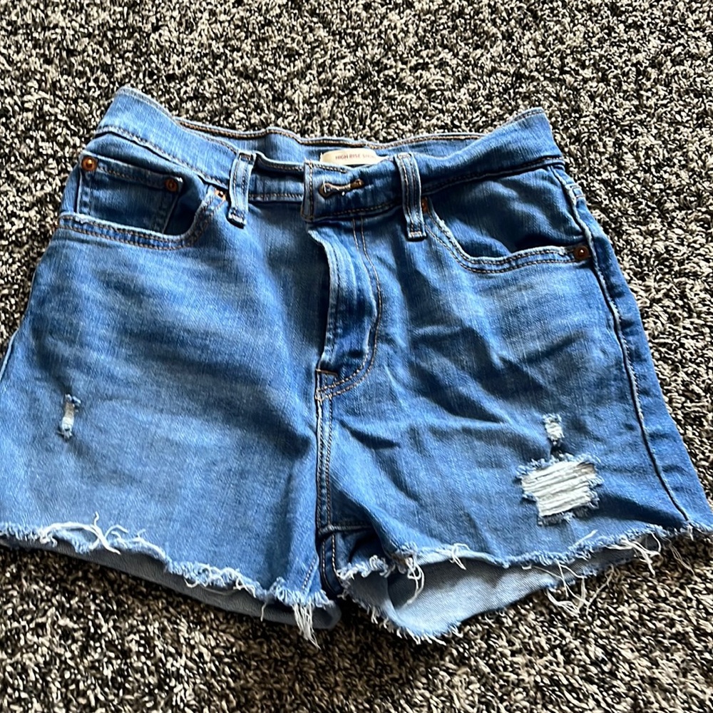 Womens levi shorts